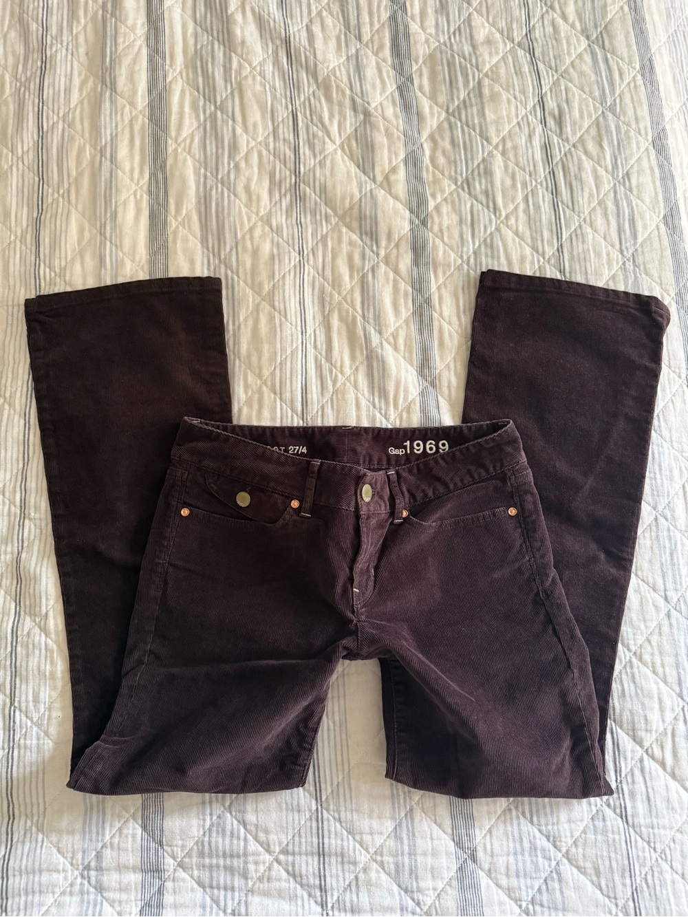 Gap 1969 Women's Corduroy Jeans in Plum